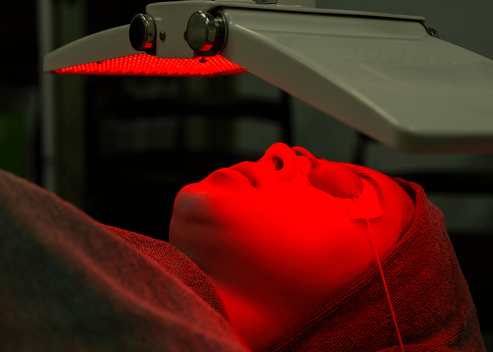 Red Light Therapy Mask